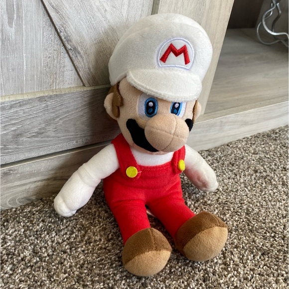 2017 Nintendo Super Mario Bros Fire Mario Plush Stuffed Toy - Picture 6 of 8